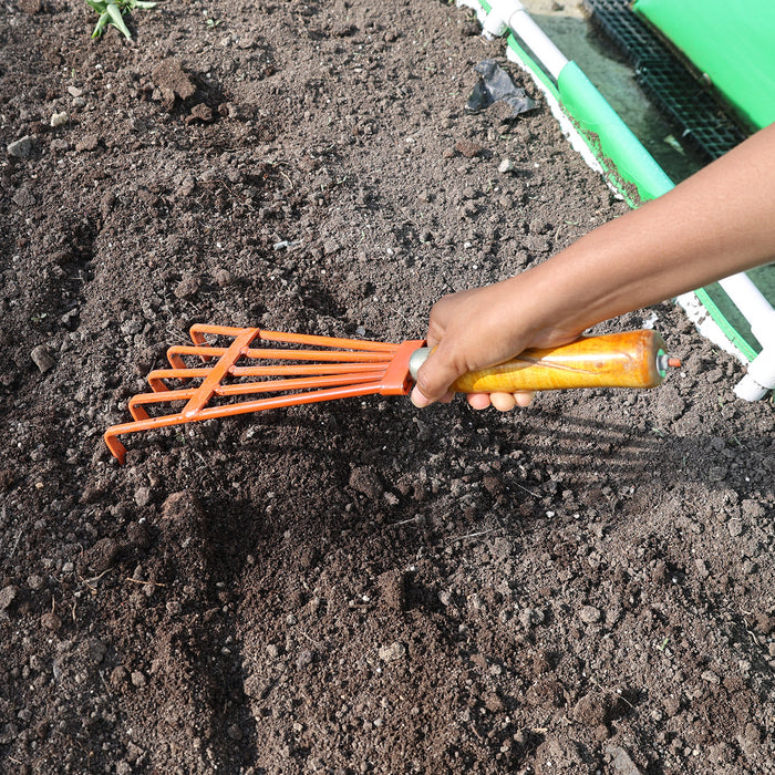 Hand-rake-Tools-Gardening